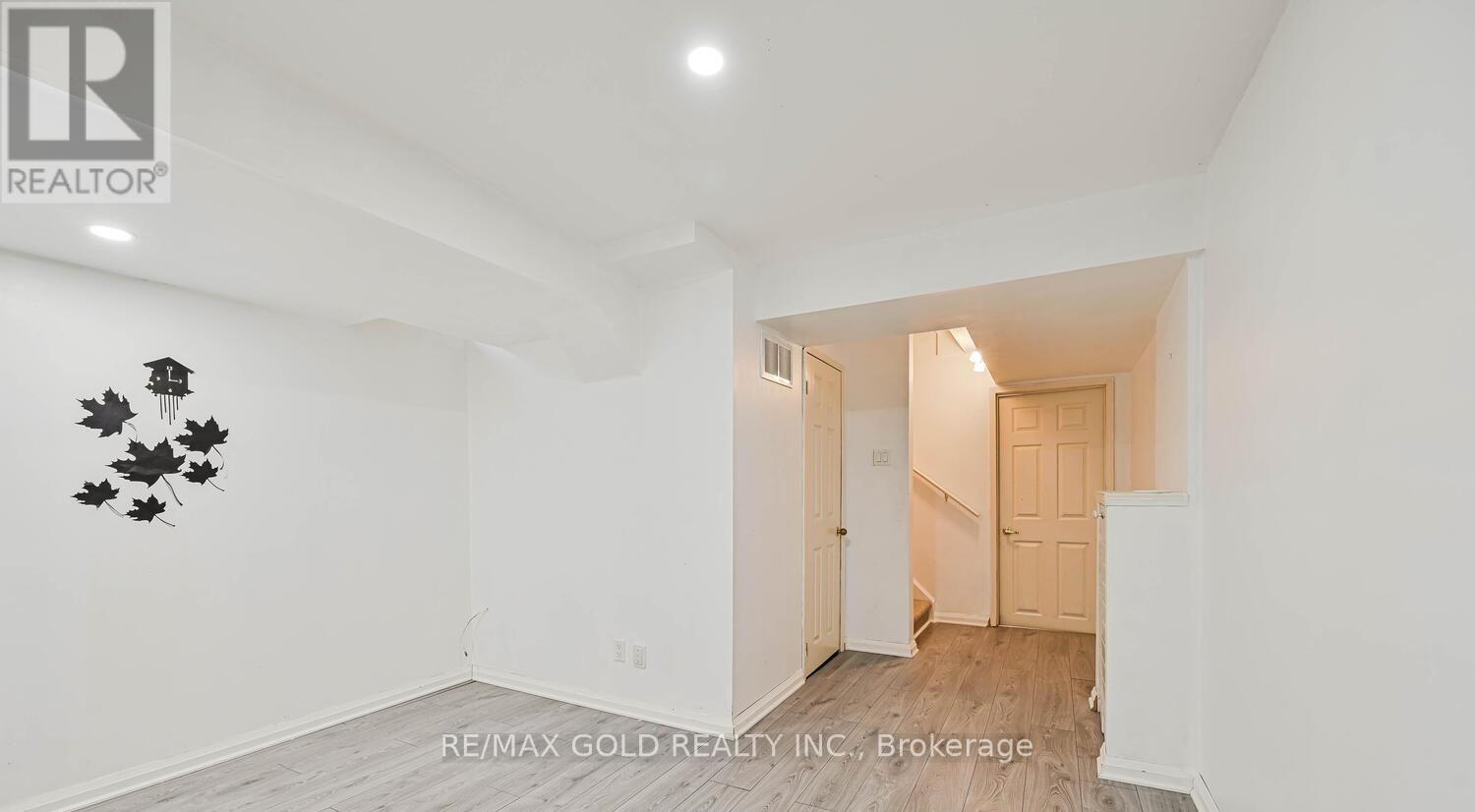 73 Chipmunk Crescent, Brampton, Ontario  L6R 1B4 - Photo 19 - W12797056