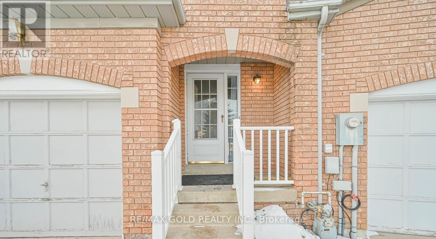 73 Chipmunk Crescent, Brampton, Ontario  L6R 1B4 - Photo 27 - W12797056