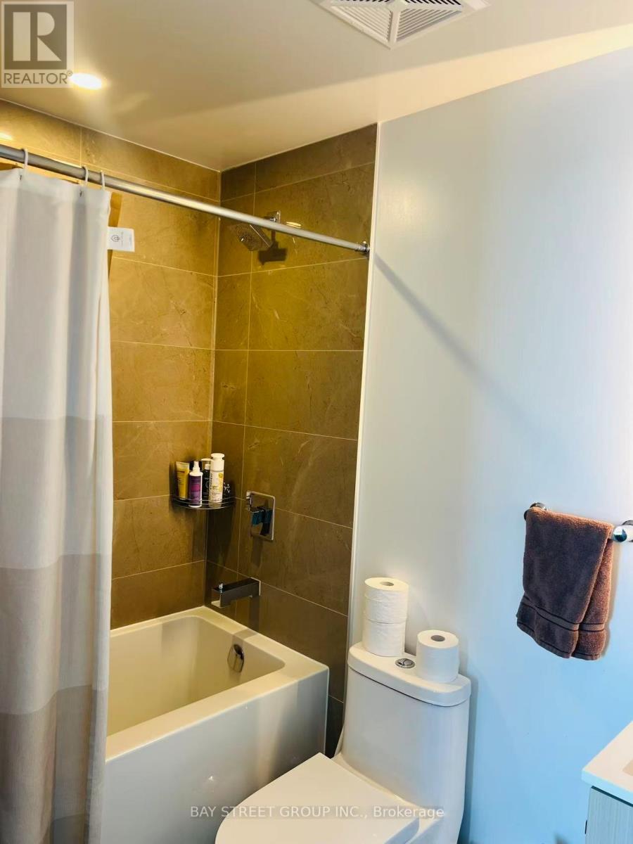 510 - 251 Masonry Way, Mississauga, Ontario  L5H 0B3 - Photo 12 - W12797062