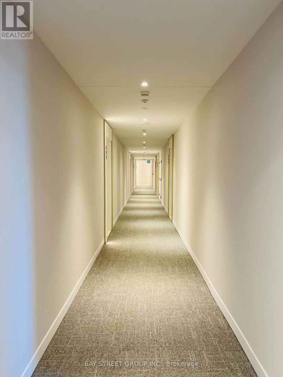 510 - 251 Masonry Way, Mississauga, Ontario  L5H 0B3 - Photo 4 - W12797062