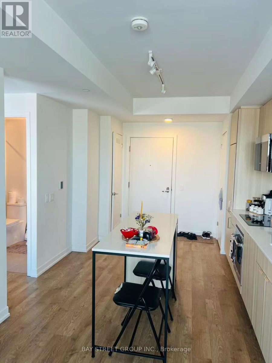 510 - 251 Masonry Way, Mississauga, Ontario  L5H 0B3 - Photo 9 - W12797062