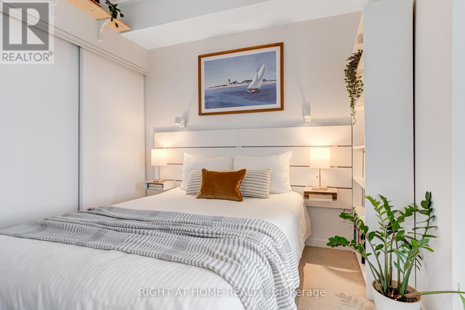 1706 - 105 The Queensway Avenue, Toronto, Ontario  M6S 5B5 - Photo 21 - W12797090