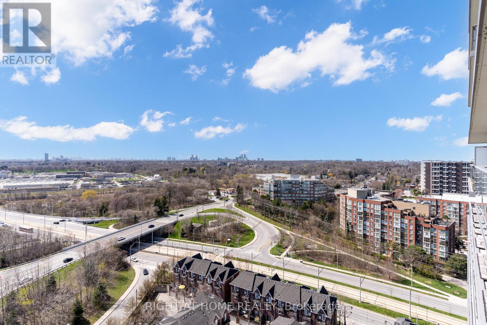 1706 - 105 The Queensway Avenue, Toronto, Ontario  M6S 5B5 - Photo 29 - W12797090