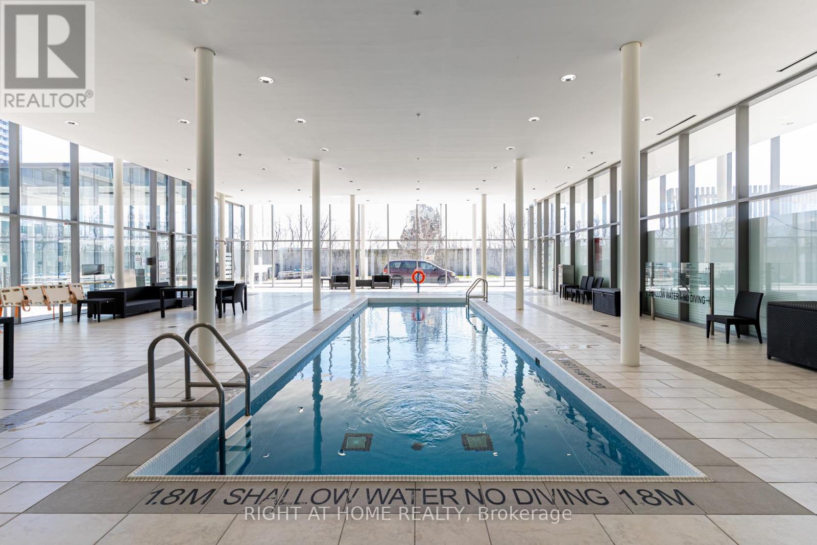 1706 - 105 The Queensway Avenue, Toronto, Ontario  M6S 5B5 - Photo 32 - W12797090