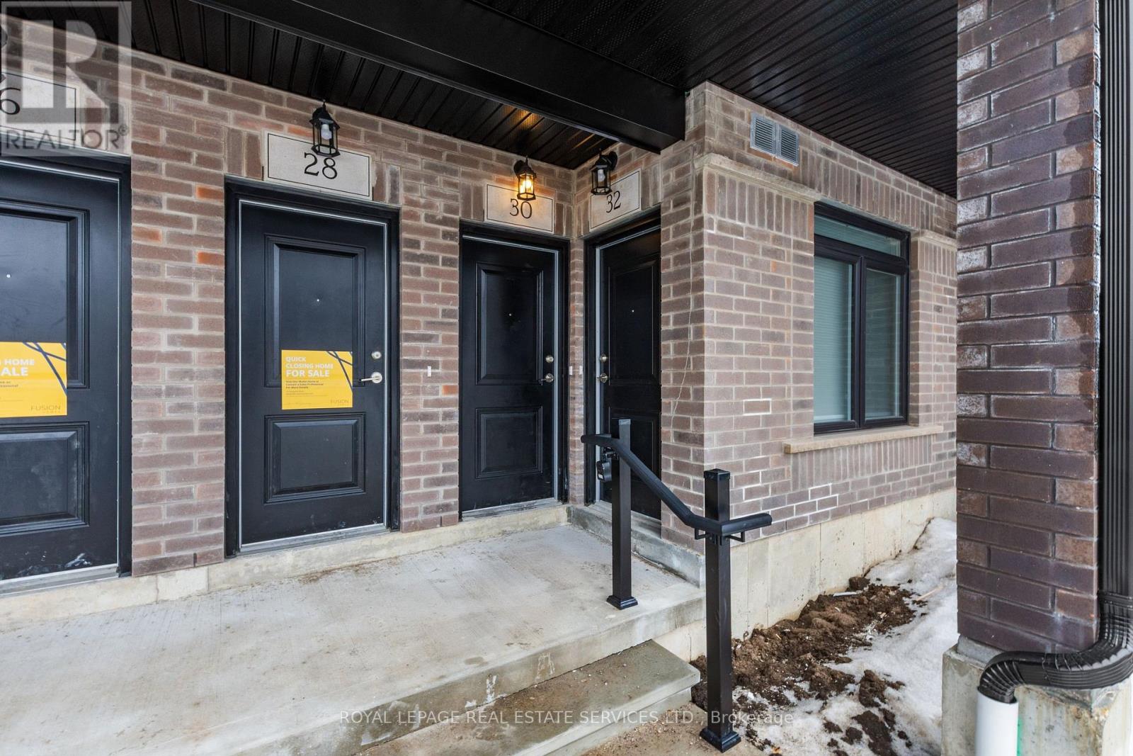 30 Thatcher Drive, Guelph (Kortright East), Ontario  N1L 0R9 - Photo 3 - X12796794