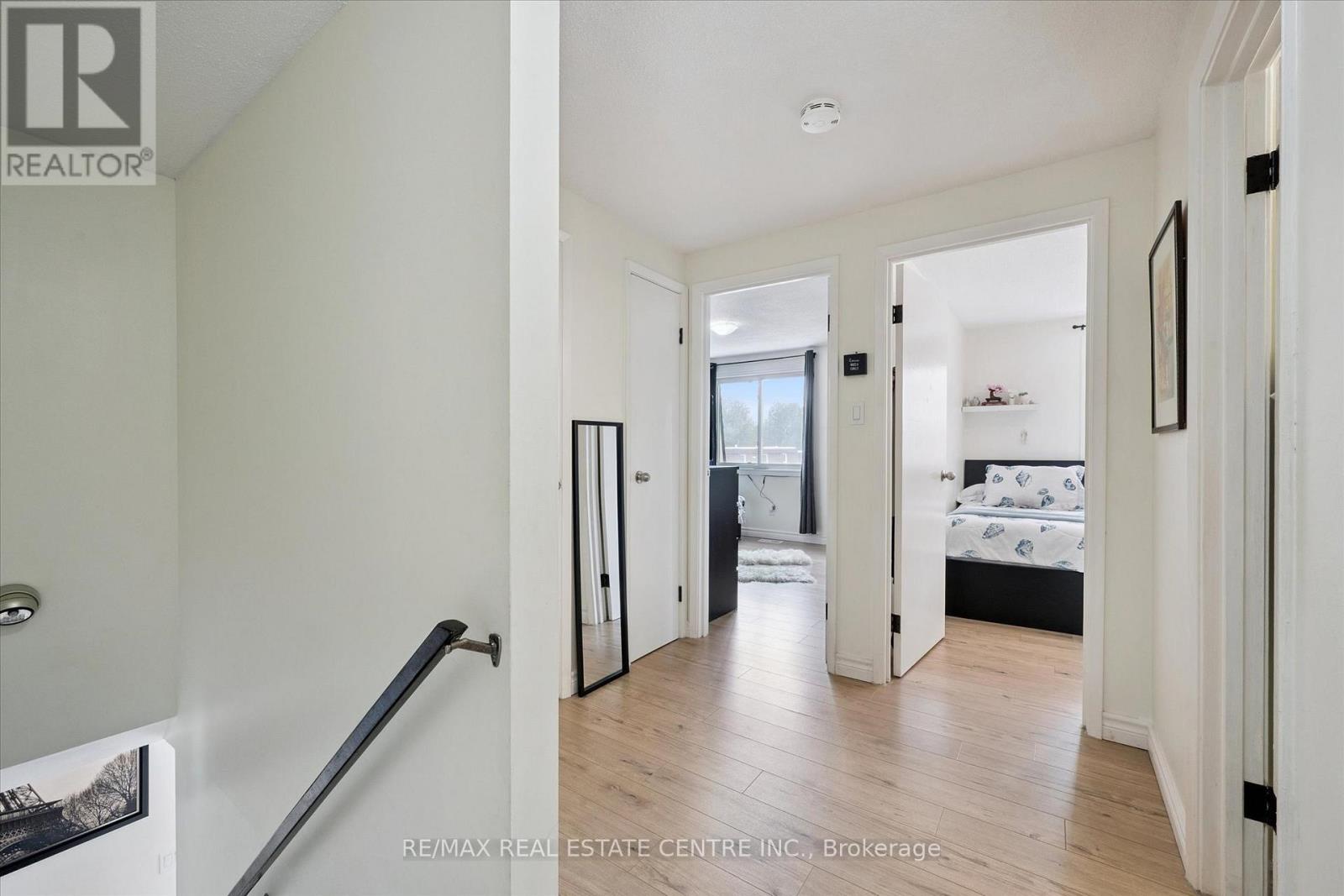 9 - 120 Country Club Drive, Guelph, Ontario  N1E 3K7 - Photo 20 - X12796858