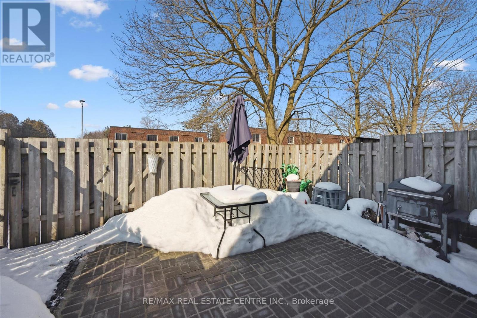 9 - 120 Country Club Drive, Guelph, Ontario  N1E 3K7 - Photo 30 - X12796858