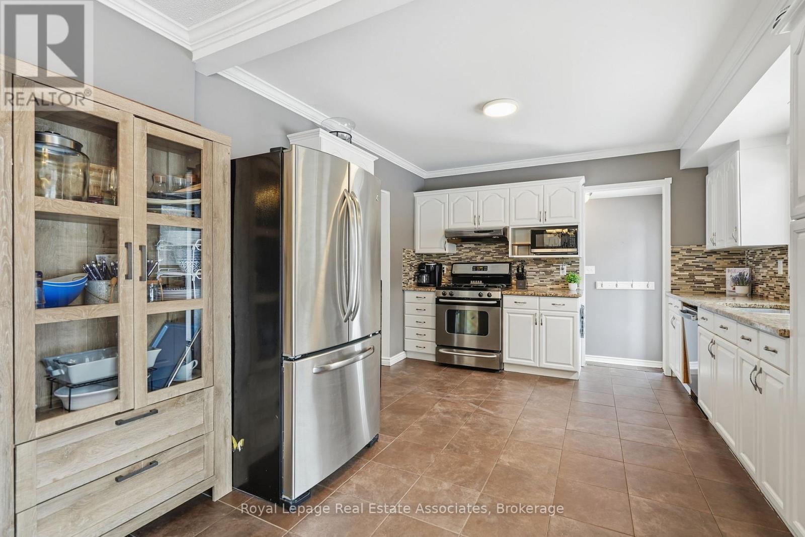 3 Tynedale Court, Hamilton, Ontario  L0R 1H3 - Photo 9 - X12796896