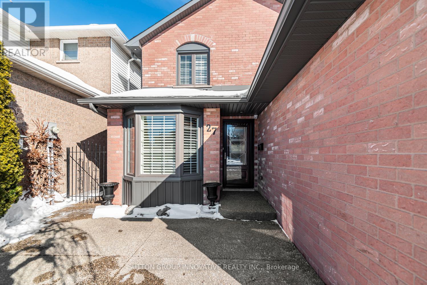 27 Beaverton Drive, Hamilton, Ontario  L8W 3K9 - Photo 4 - X12796924