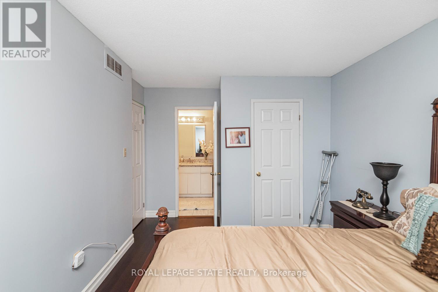 22 - 255 Mount Albion Road, Hamilton, Ontario  L8K 6P7 - Photo 28 - X12797004