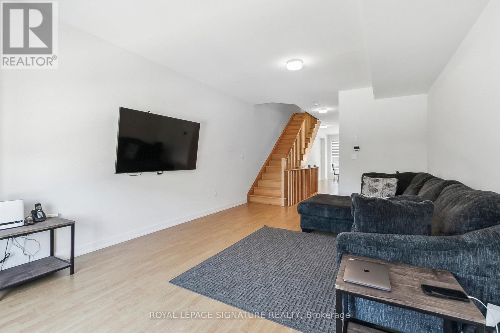 65 Akil Thomas Gardens, Toronto, Ontario  M1P 3C1 - Photo 10 - E12791670