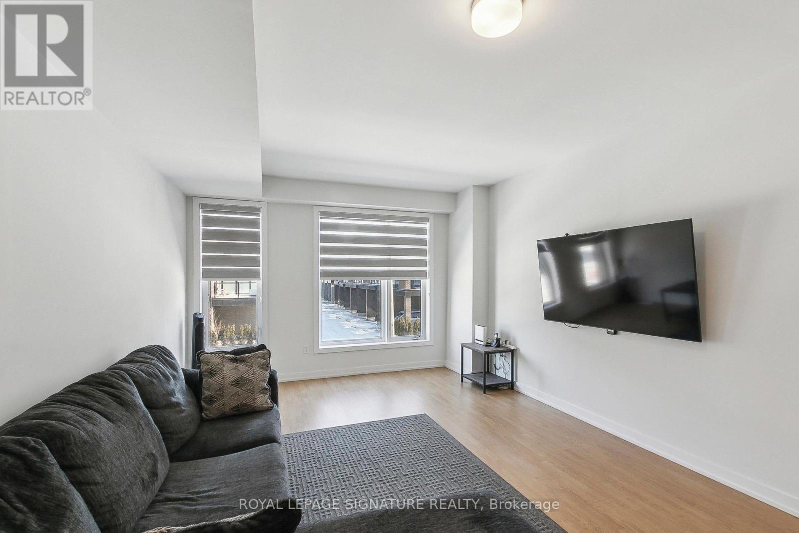 65 Akil Thomas Gardens, Toronto, Ontario  M1P 3C1 - Photo 8 - E12791670