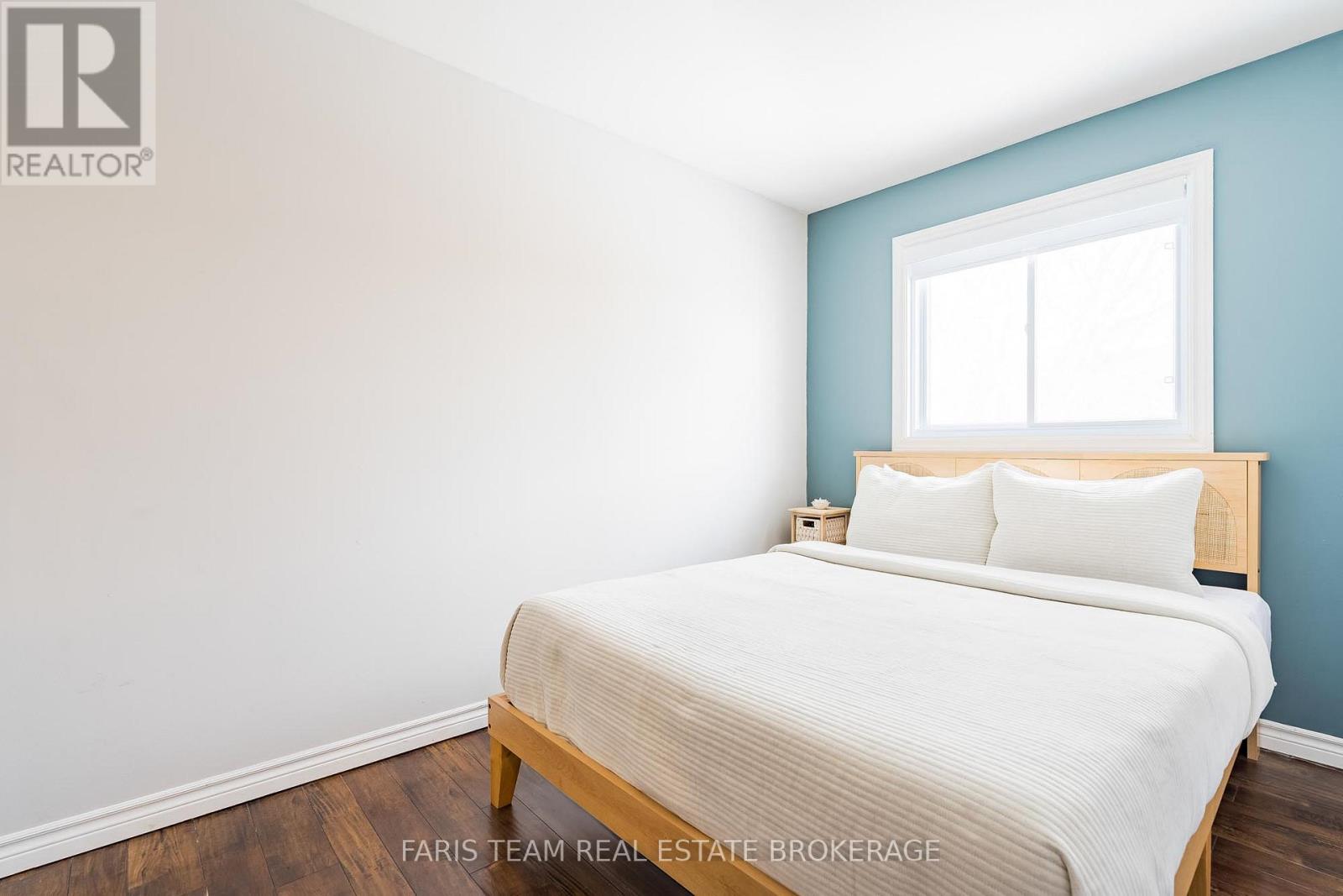 2263 25th Side Road, Innisfil, Ontario  L9S 2E5 - Photo 18 - N12797060