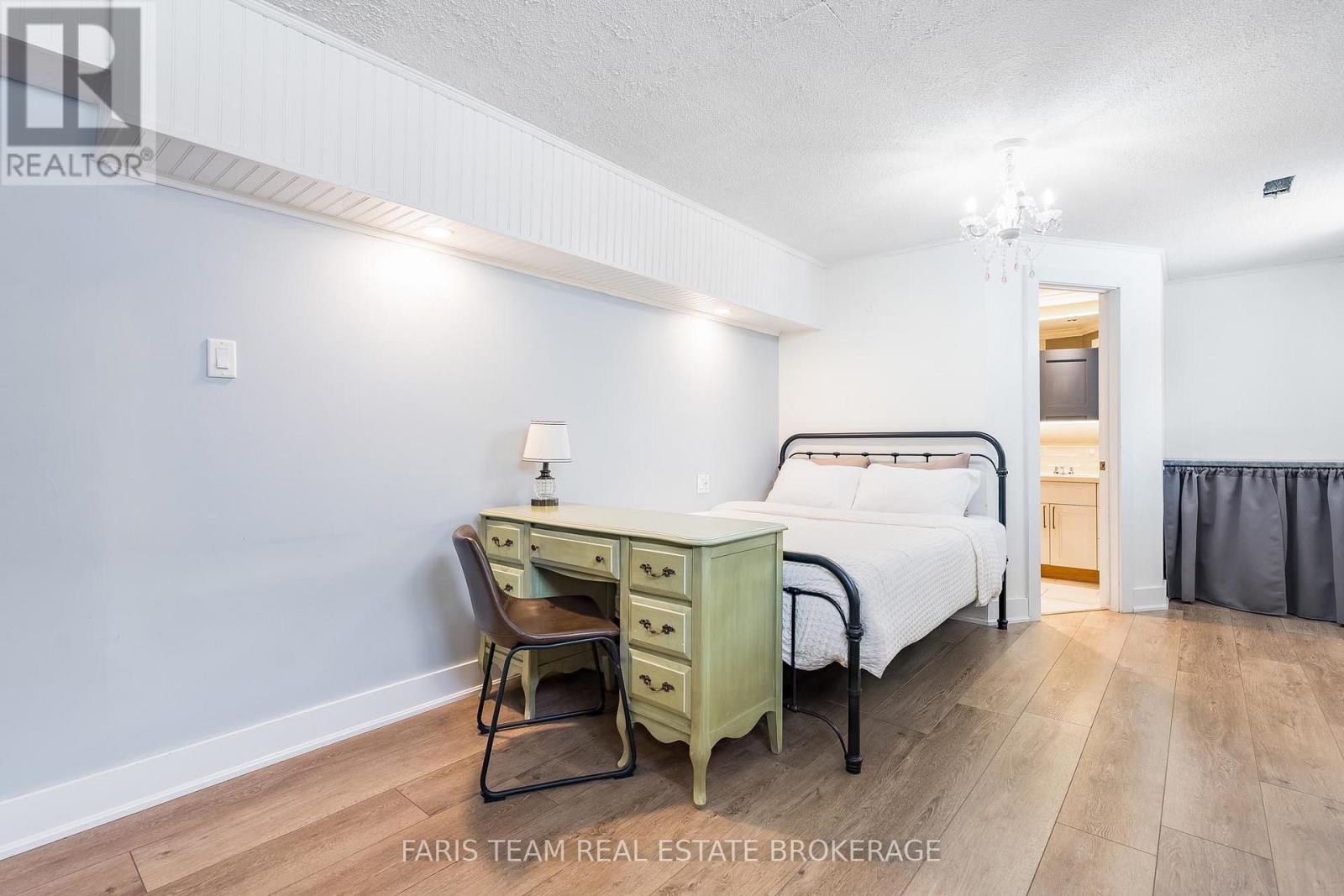 2263 25th Side Road, Innisfil, Ontario  L9S 2E5 - Photo 25 - N12797060