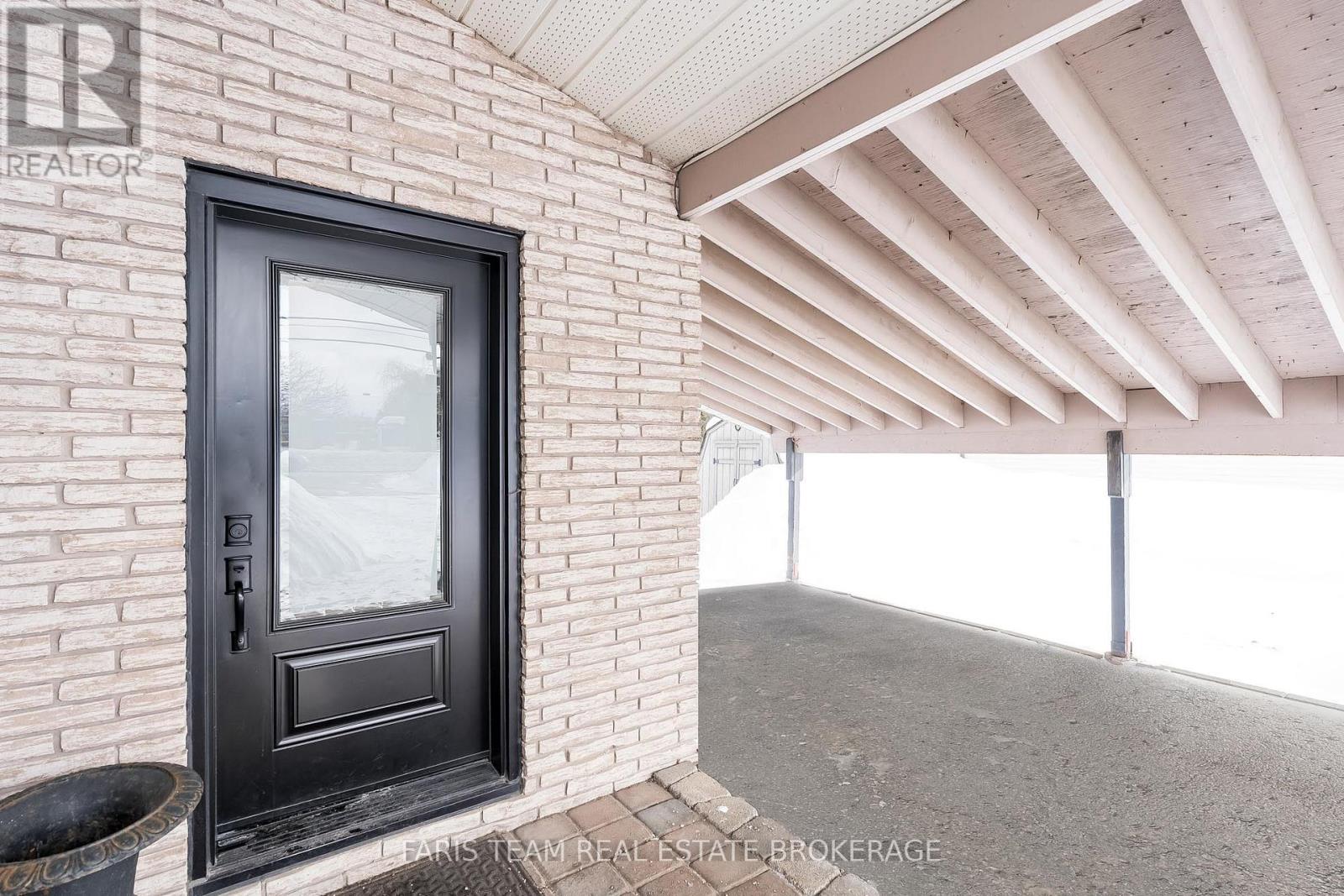 2263 25th Side Road, Innisfil, Ontario  L9S 2E5 - Photo 4 - N12797060