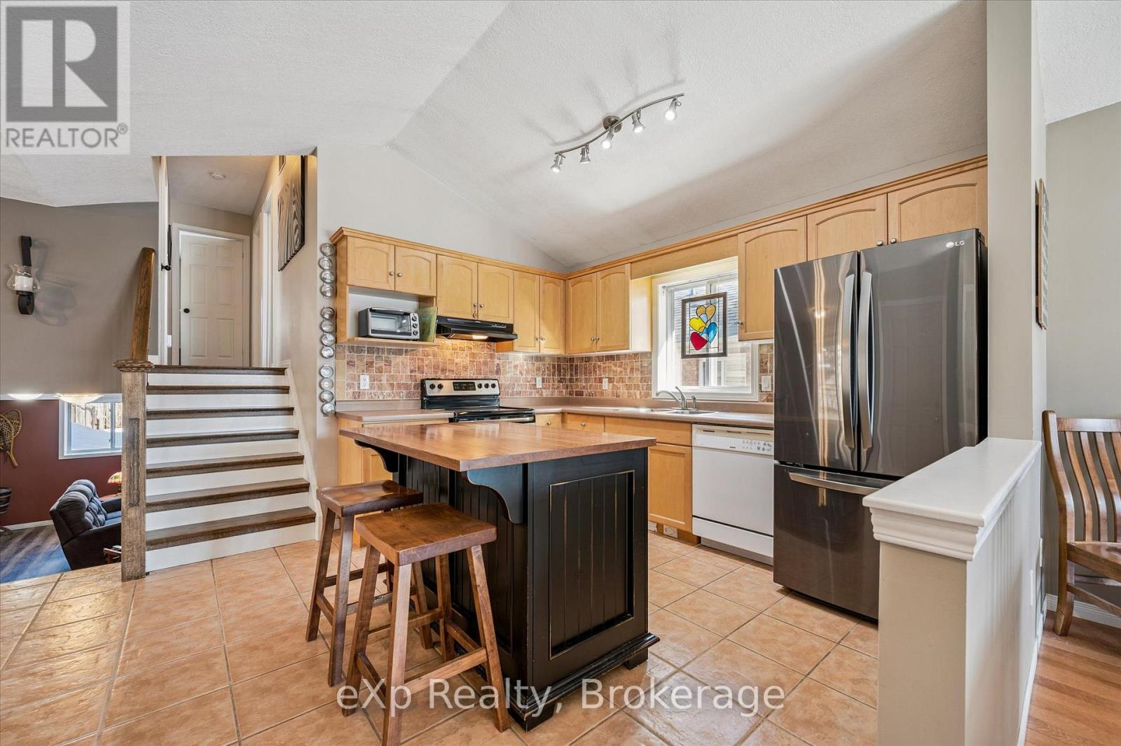 45 Althorp Drive, Orangeville, Ontario L9W 5H8 - Photo 10 - W12797114