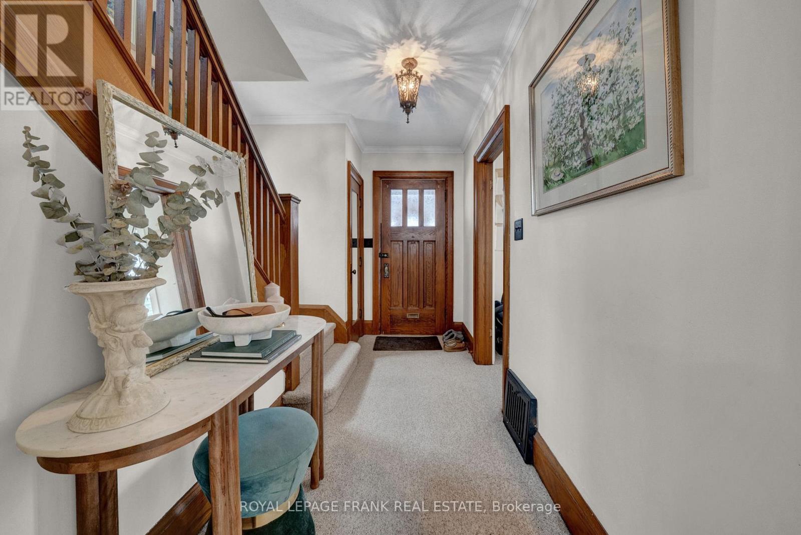 86 Roxborough Avenue, Oshawa, Ontario  L1G 5W4 - Photo 2 - E12797102