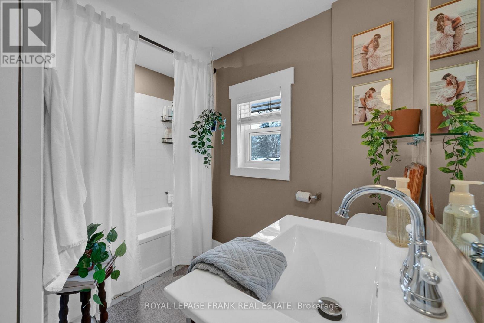 86 Roxborough Avenue, Oshawa, Ontario  L1G 5W4 - Photo 23 - E12797102