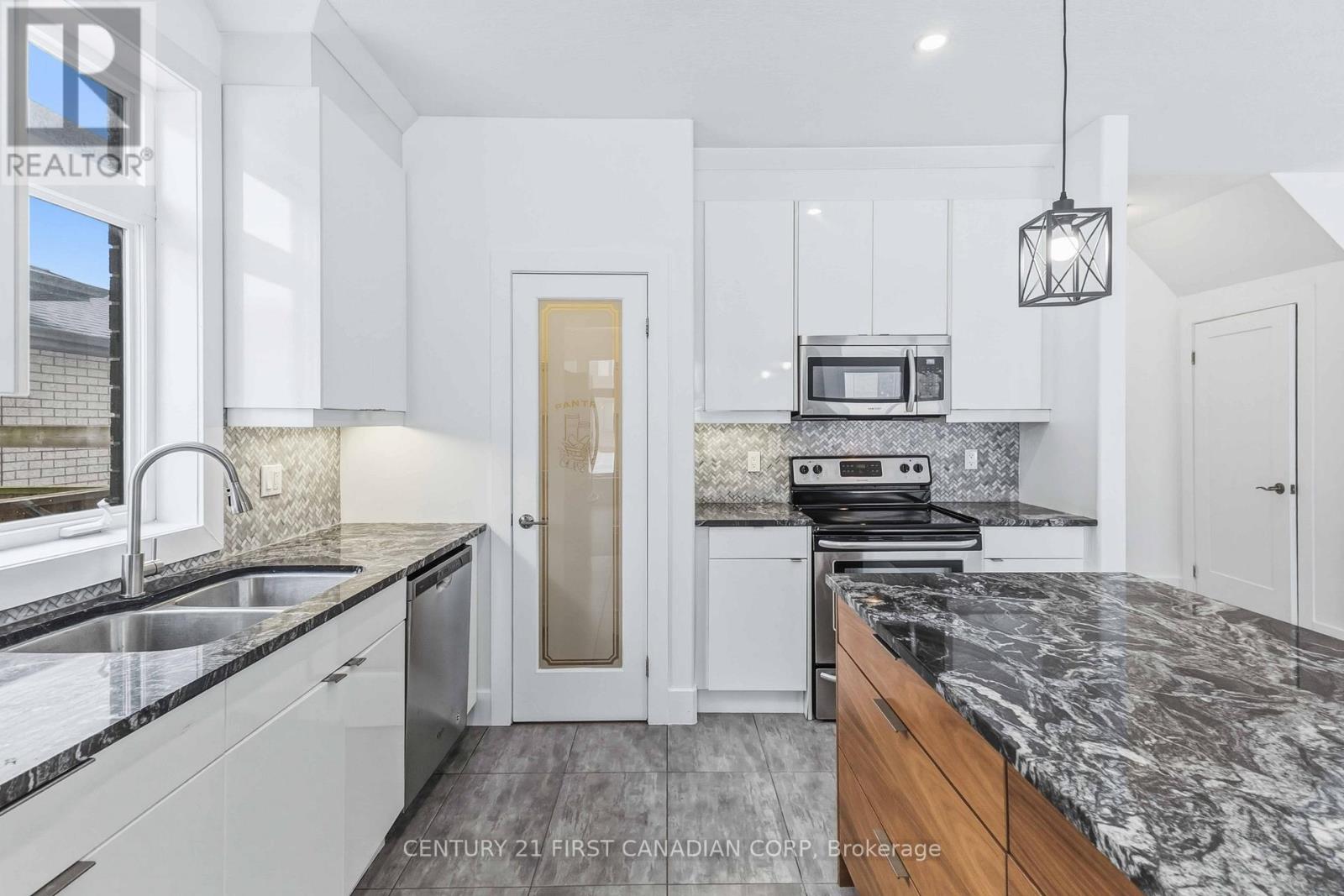 6956 Raleigh Boulevard, London South, Ontario  N6P 0E4 - Photo 22 - X12797218