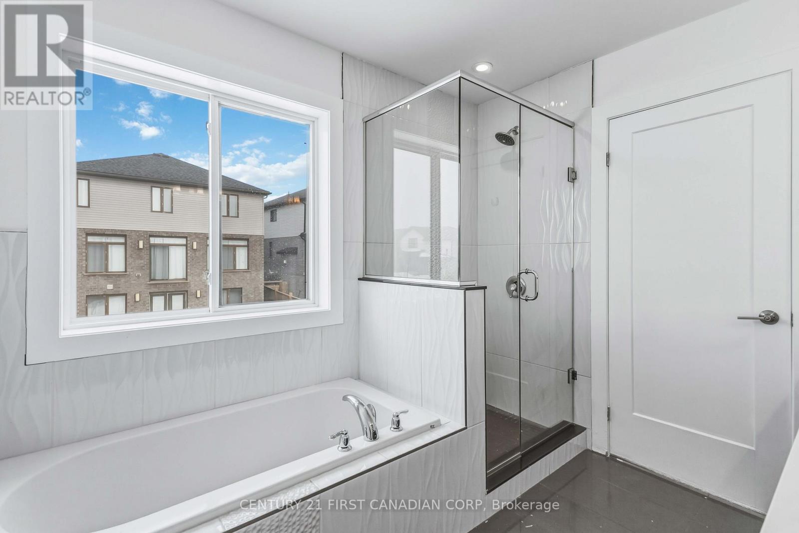 6956 Raleigh Boulevard, London South, Ontario  N6P 0E4 - Photo 37 - X12797218