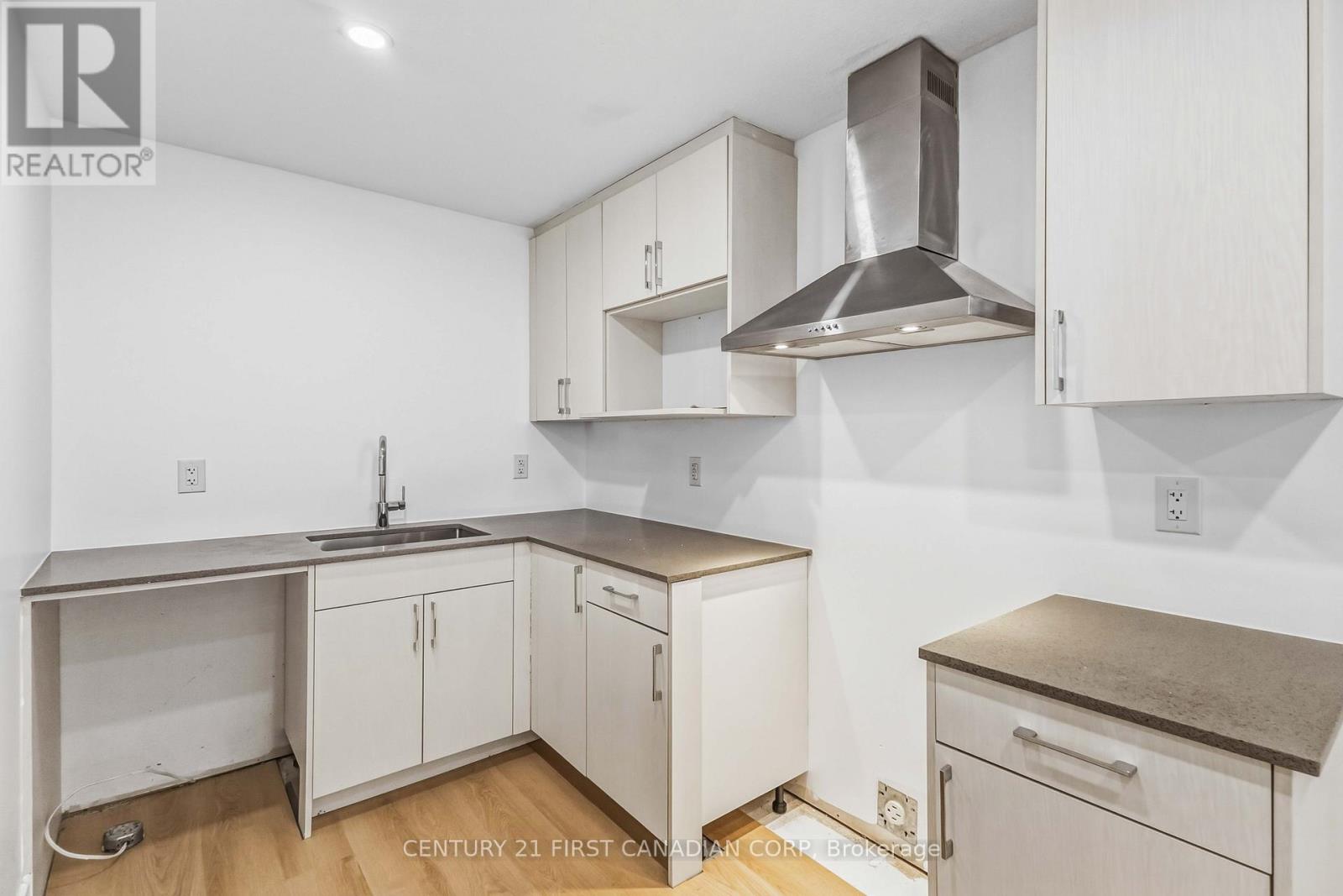 6956 Raleigh Boulevard, London South, Ontario  N6P 0E4 - Photo 43 - X12797218