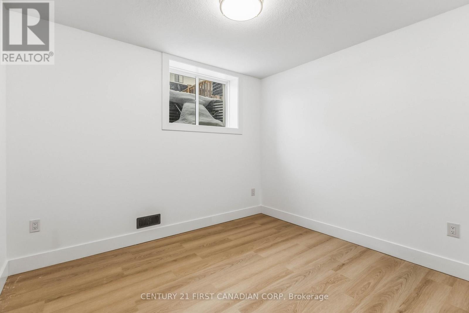 6956 Raleigh Boulevard, London South, Ontario  N6P 0E4 - Photo 45 - X12797218