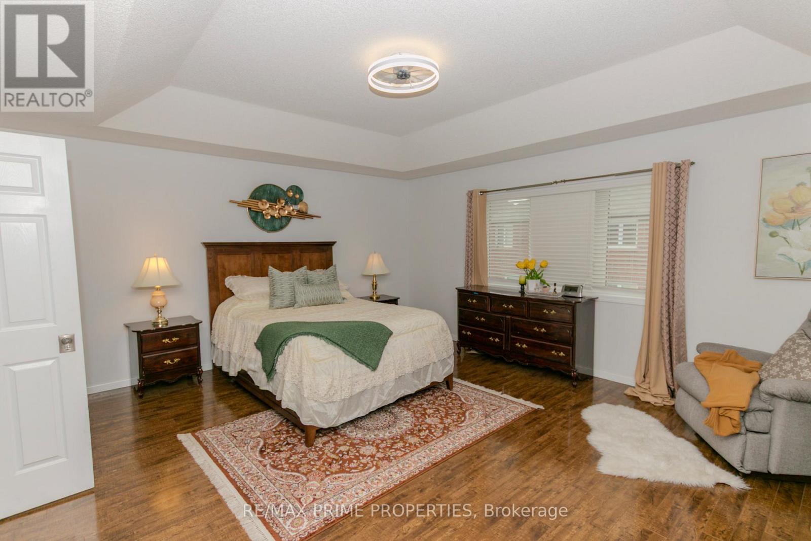 50 Gibbs Road, Brampton, Ontario  L7A 0Y5 - Photo 5 - W12695732