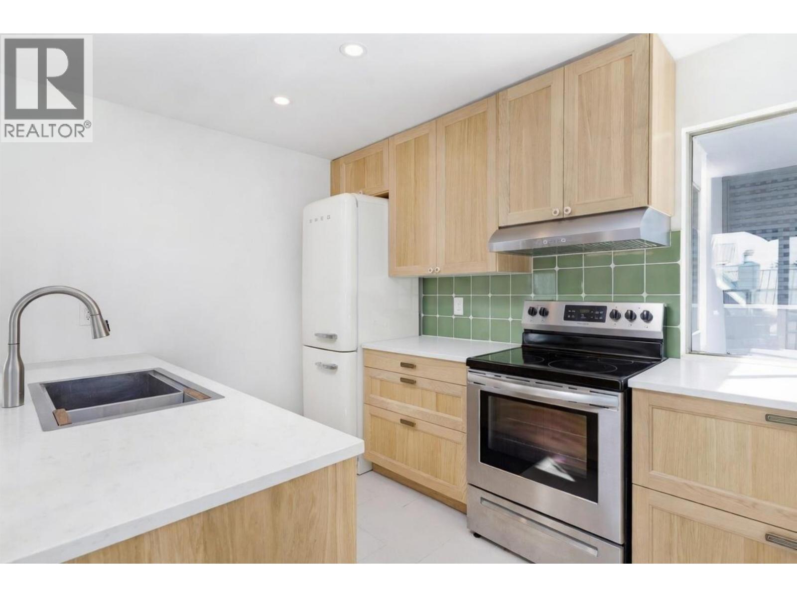 401 1345 W 4th Avenue, Vancouver, British Columbia  V6H 3Y8 - Photo 6 - R3090943