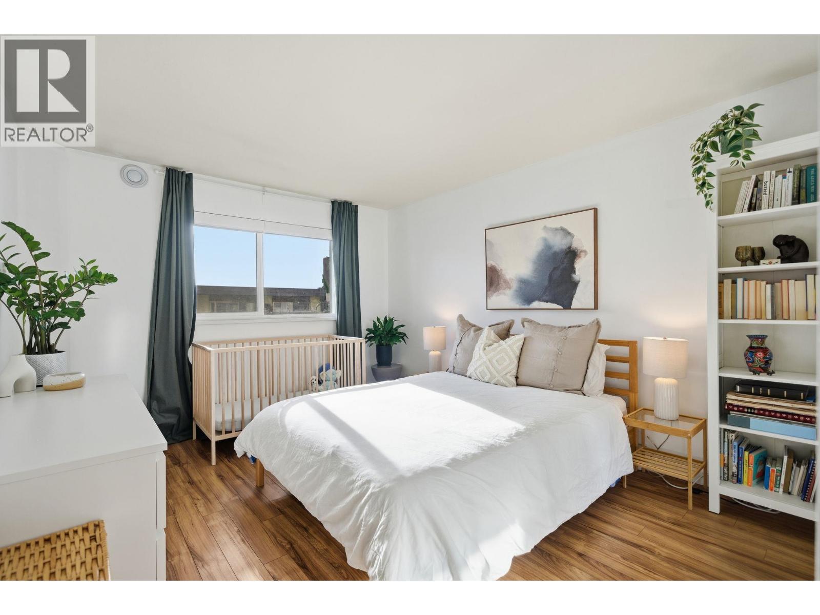 204 315 E 3rd Street, North Vancouver, British Columbia  V7L 1G1 - Photo 14 - R3090951