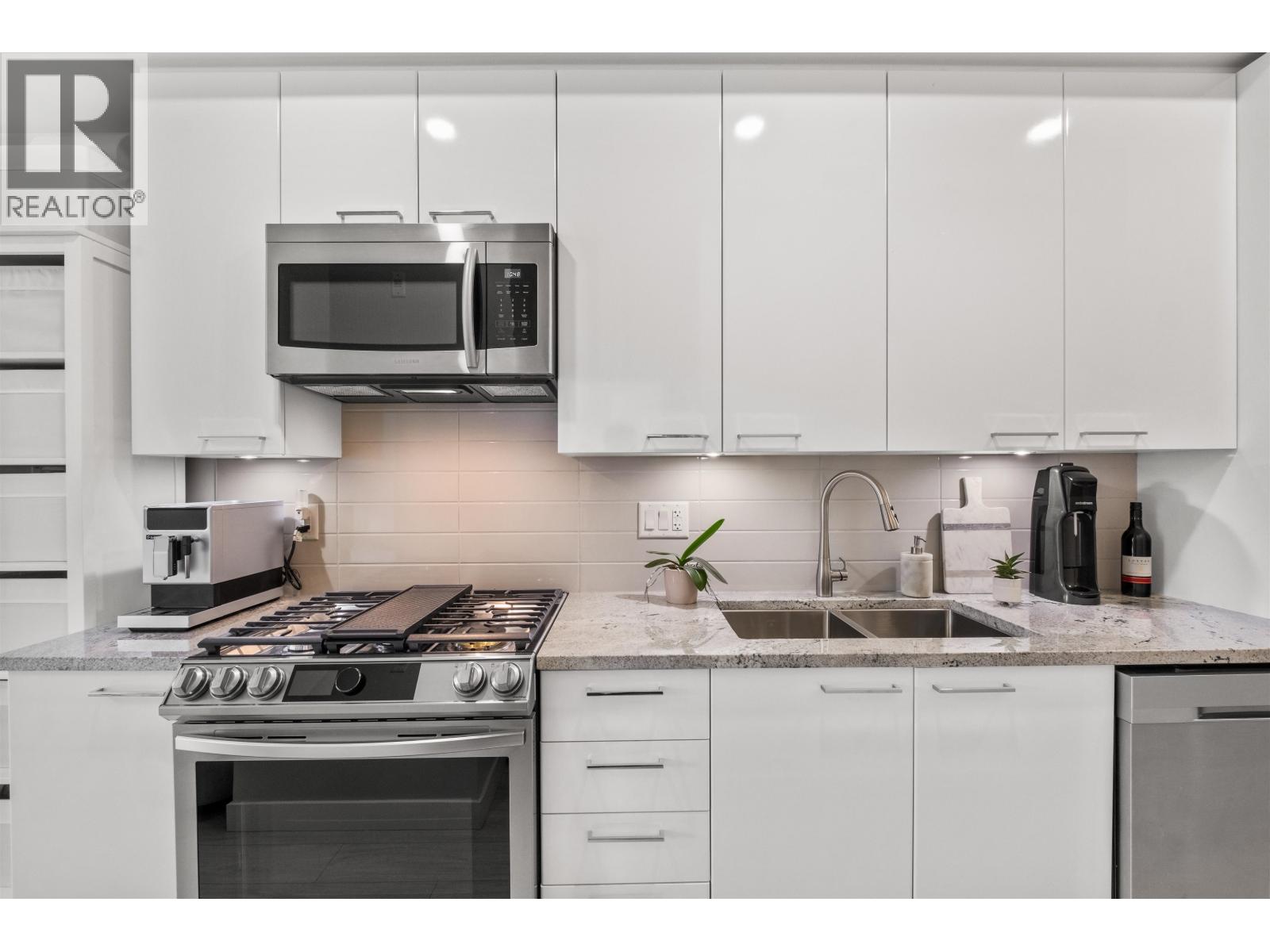 301 2356 Welcher Avenue, Port Coquitlam, British Columbia  V3C 1X5 - Photo 5 - R3090968