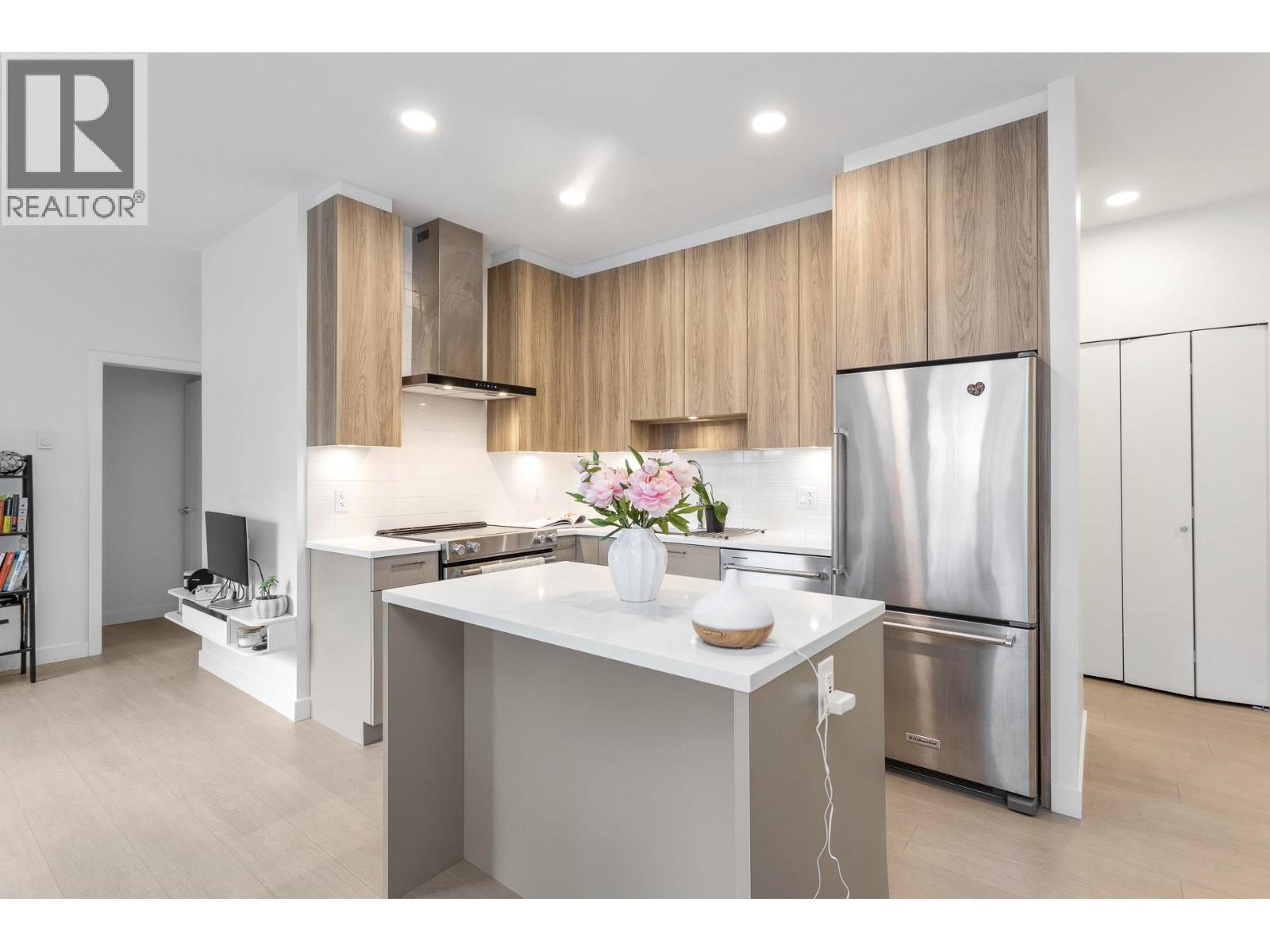 119 7588 16th Street, Burnaby, British Columbia  V3N 0H8 - Photo 9 - R3090969