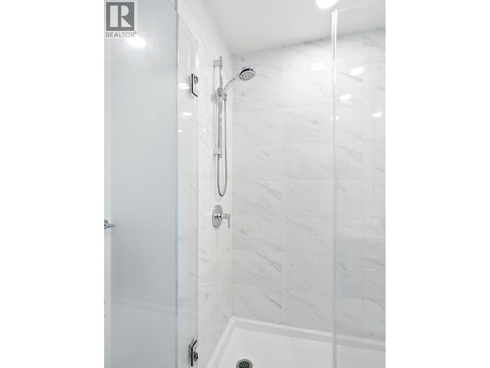 321 7599 15th Street, Burnaby, British Columbia  V3N 0H9 - Photo 25 - R3090970