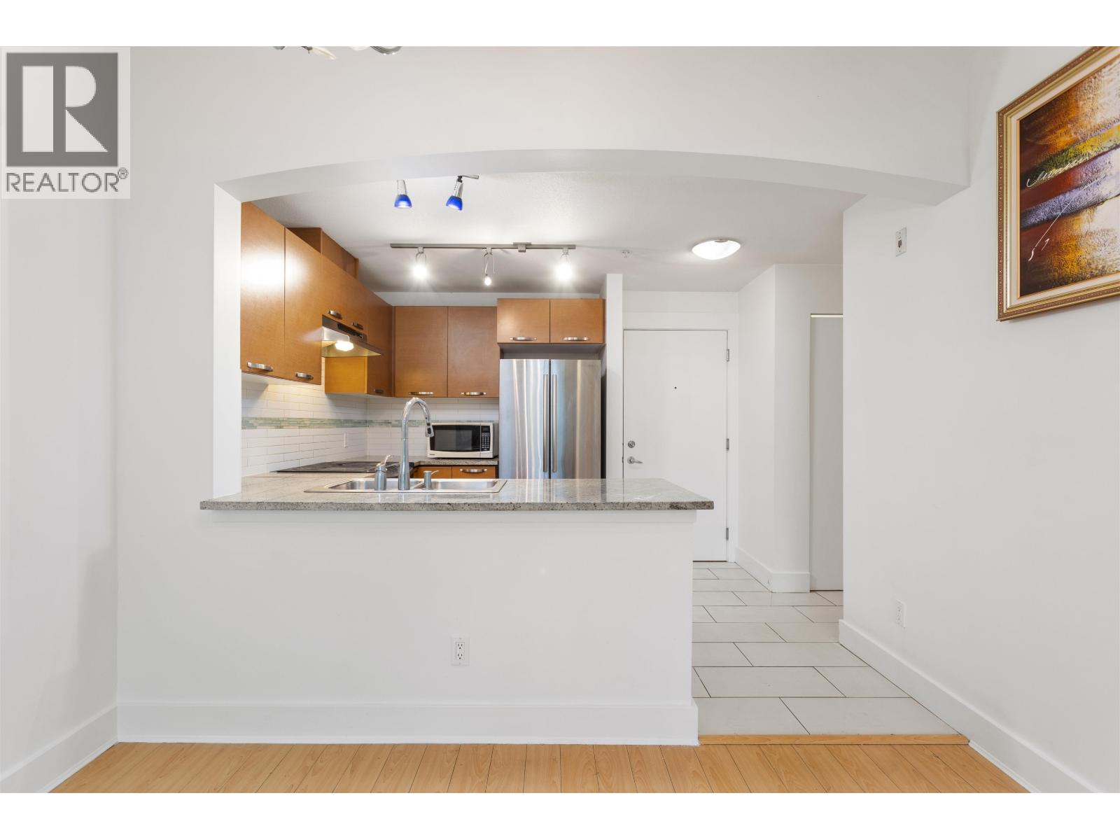 420 7478 Byrnepark Walk, Burnaby, British Columbia  V3N 0B5 - Photo 7 - R3090956