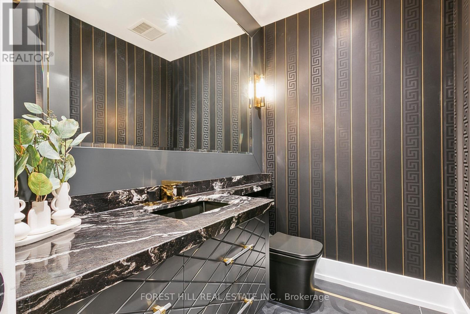 12 Otter Crescent, Toronto, Ontario  M5N 2W2 - Photo 18 - C12797134