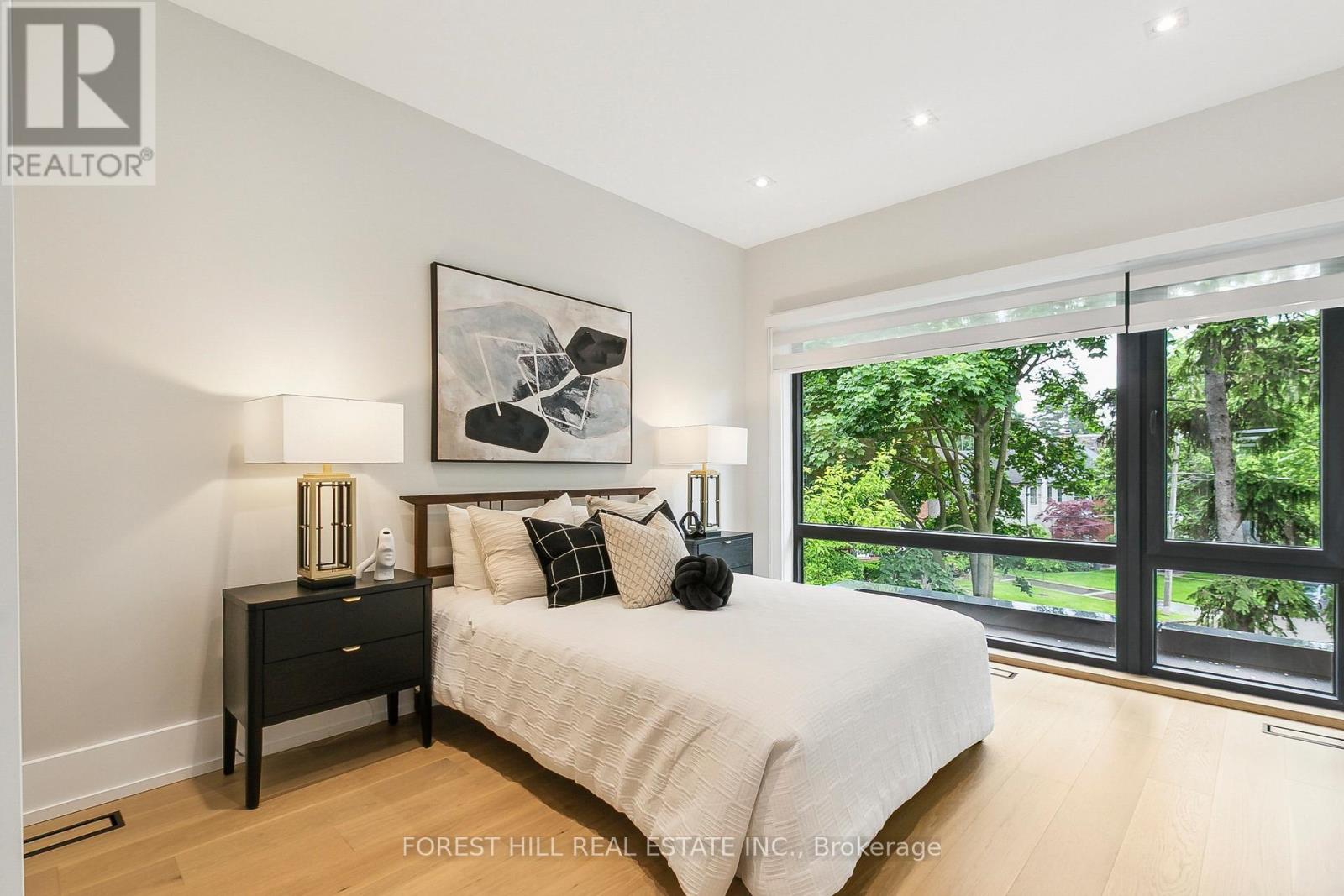 12 Otter Crescent, Toronto, Ontario  M5N 2W2 - Photo 24 - C12797134