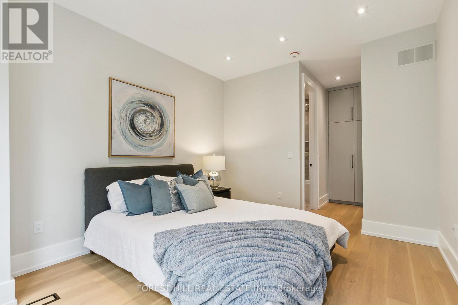 12 Otter Crescent, Toronto, Ontario  M5N 2W2 - Photo 26 - C12797134