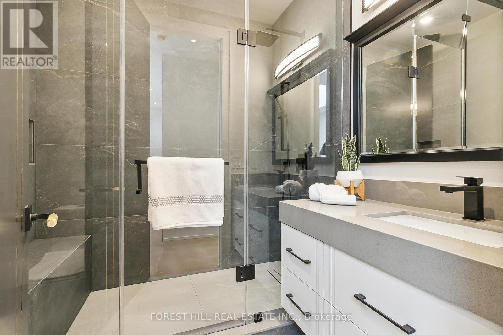 12 Otter Crescent, Toronto, Ontario  M5N 2W2 - Photo 27 - C12797134