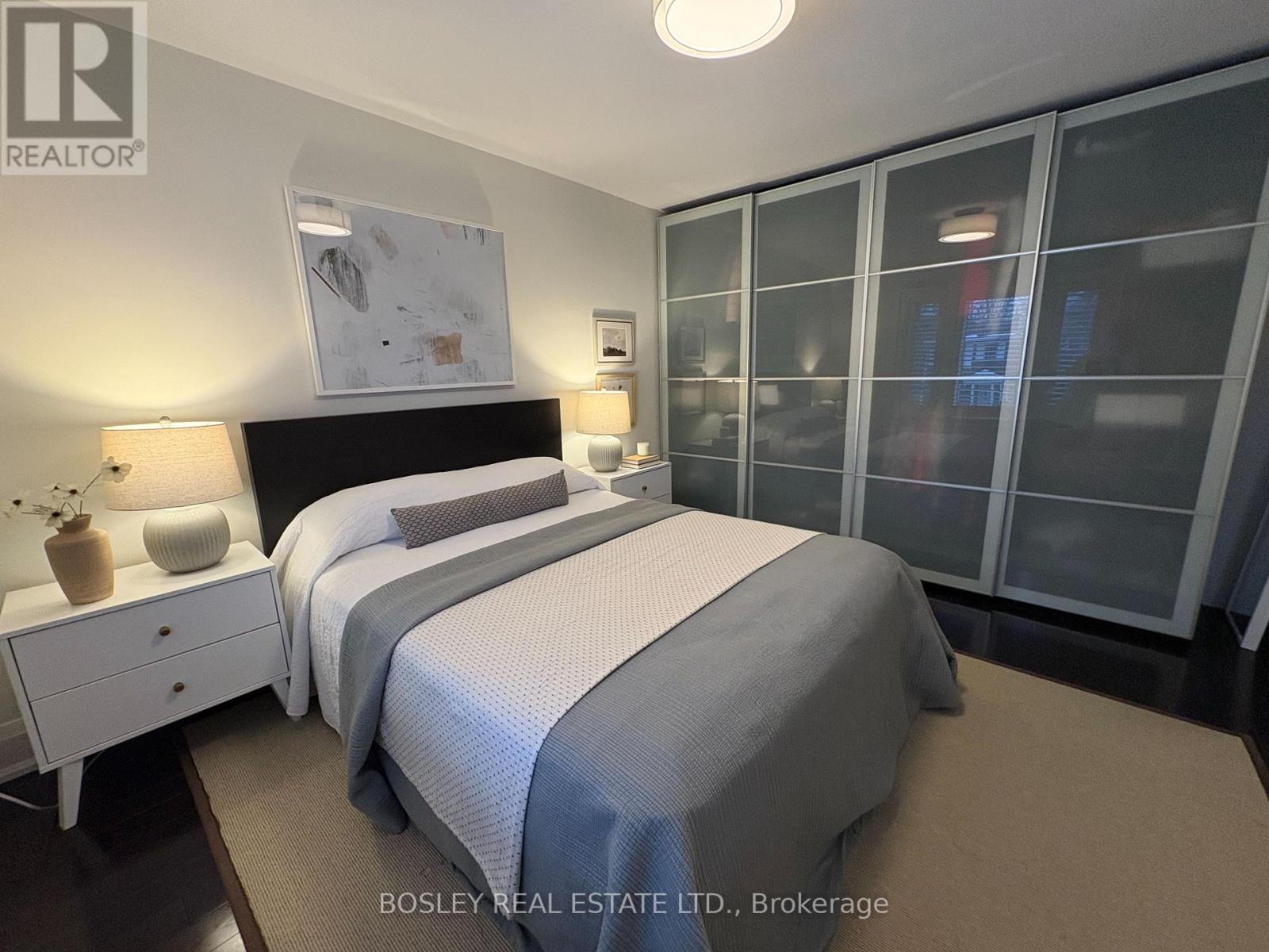 19 Thursfield Crescent, Toronto, Ontario  M4G 2N4 - Photo 10 - C12797194