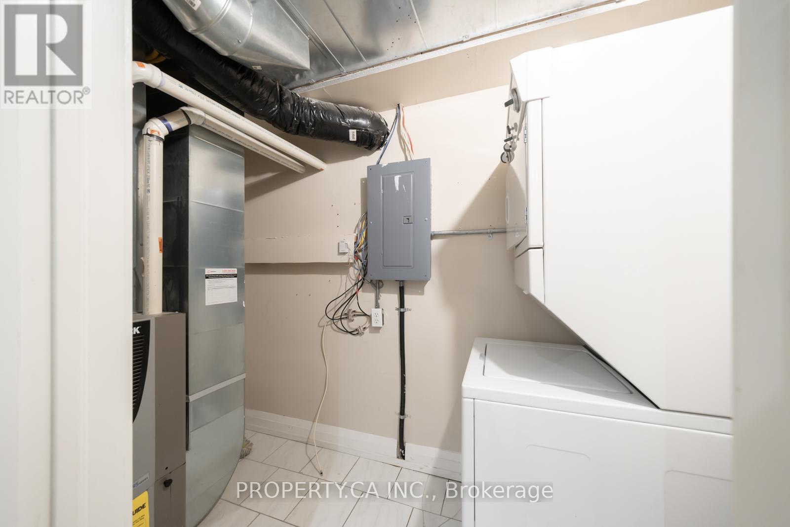 2 - 473 Dupont Street, Toronto, Ontario  M6G 1Y6 - Photo 3 - C12797248