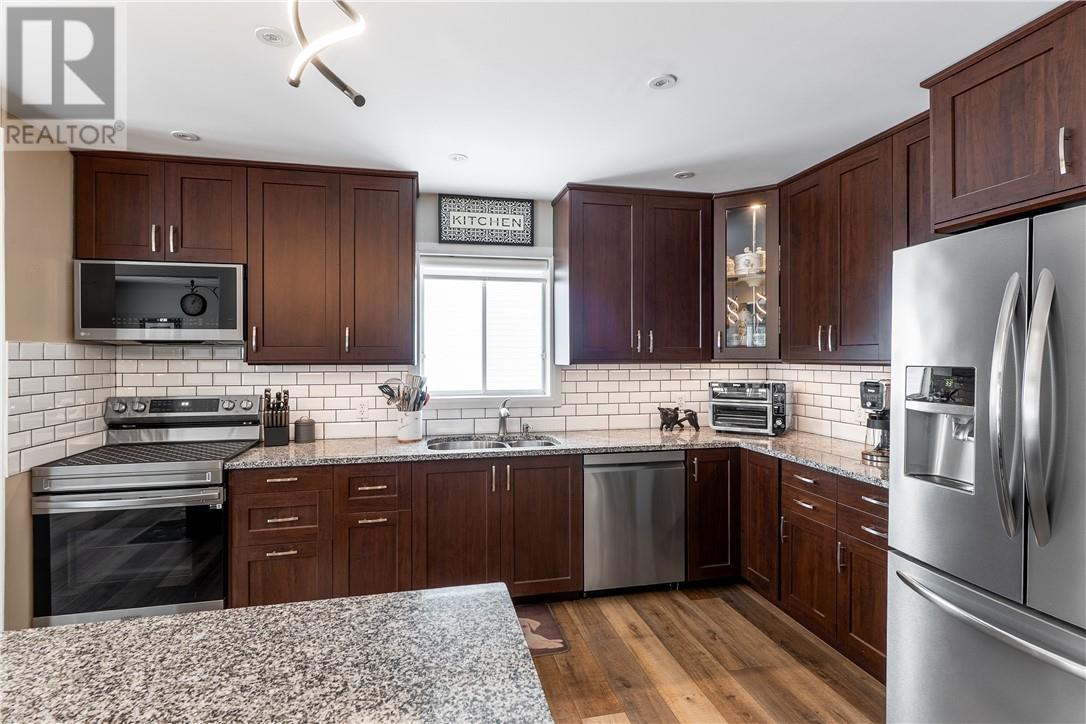 162 Ellsmere Drive, Garson, Ontario  P3L 1H4 - Photo 3 - 2126478