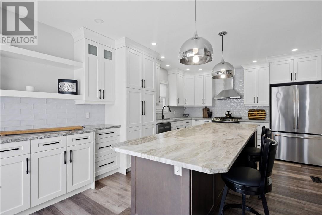 936 Jeanne D'arc Street, Hanmer, Ontario  P3P 1R9 - Photo 8 - 2126477