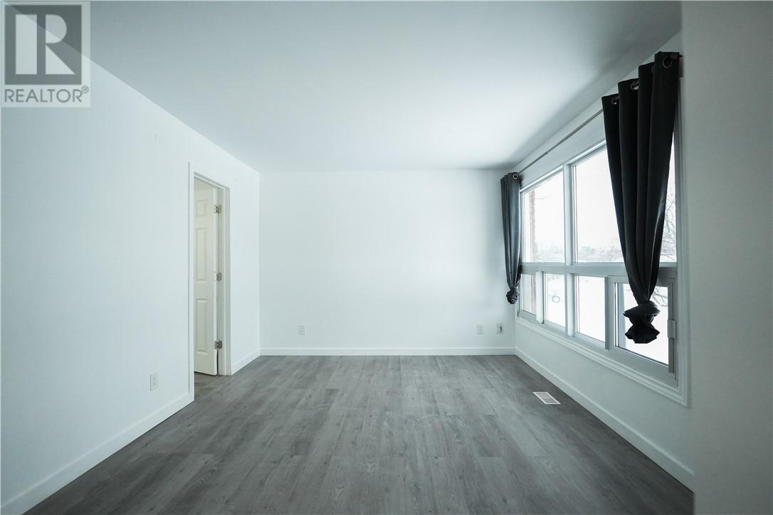 1554 Briar Avenue, Sudbury, Ontario  P3A 4J1 - Photo 5 - 2126474