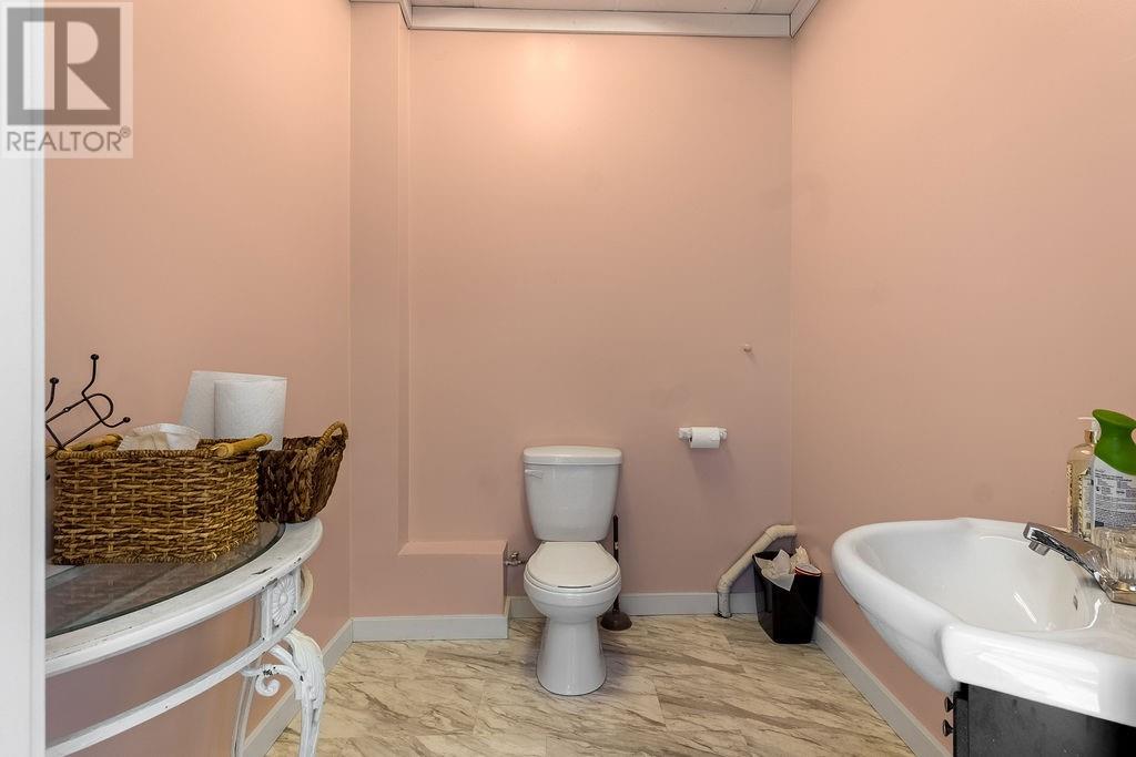 6 Oakland Avenue, Elliot Lake, Ontario  p5a 2t1 - Photo 25 - 2126398