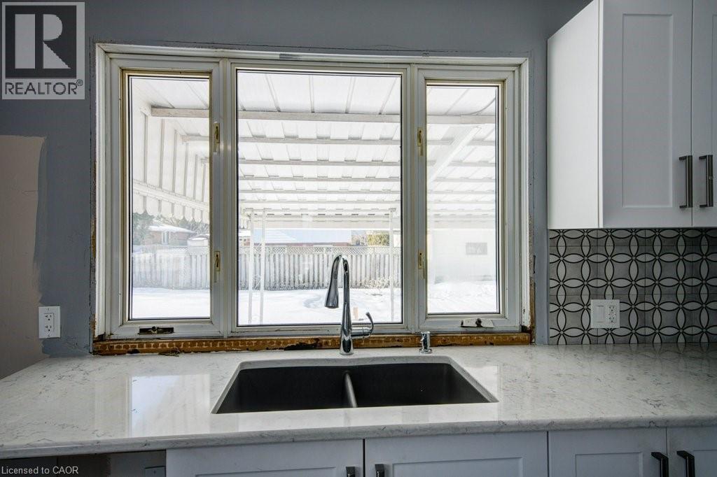 243 King Street E, Ingersoll, Ontario  N5C 1H4 - Photo 15 - 40805880