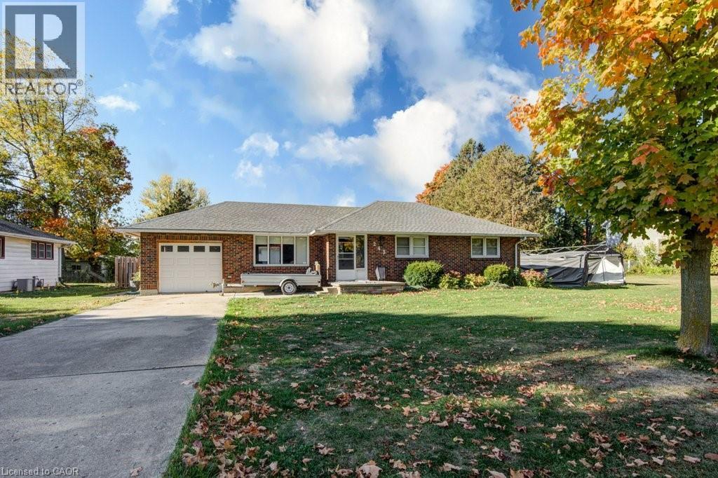 243 King Street E, Ingersoll, Ontario  N5C 1H4 - Photo 2 - 40805880