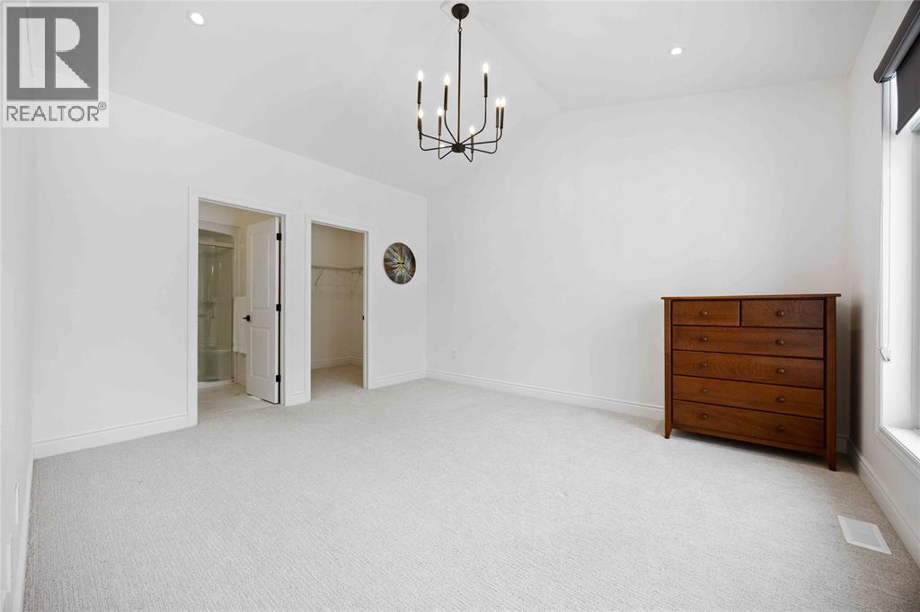 102 Leneve Street, Lambton Shores, Ontario  N0N 1J0 - Photo 11 - 26002787