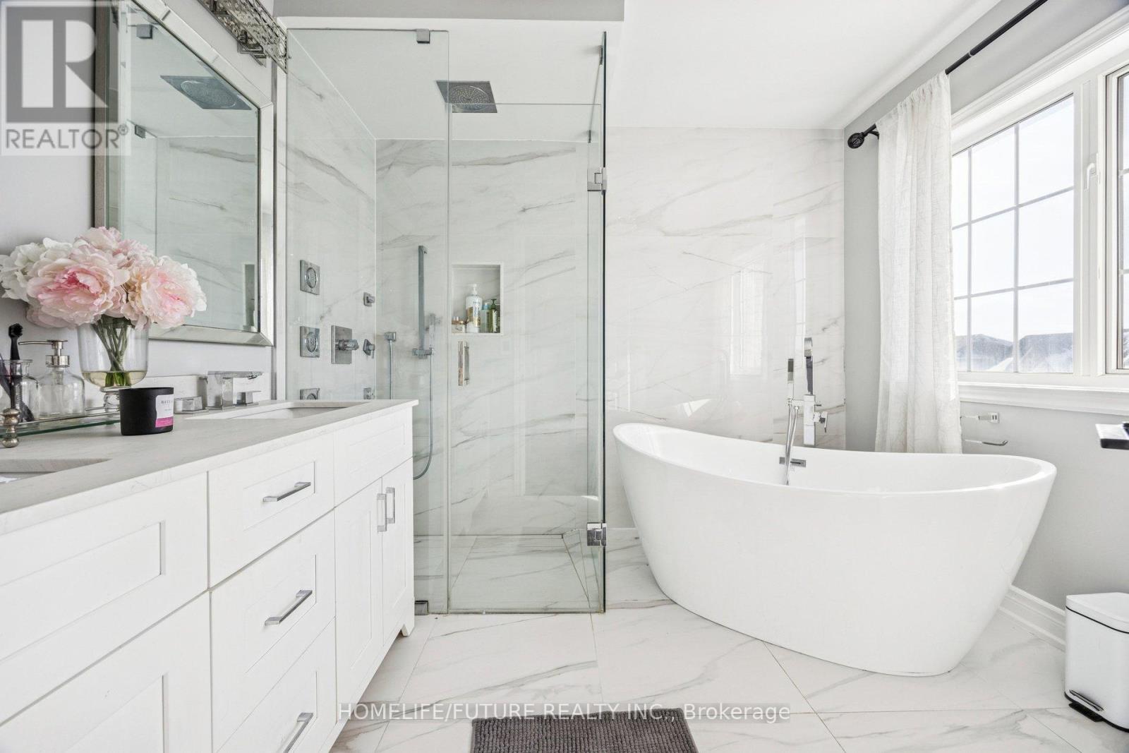 11 Pietro Drive, Vaughan (Vellore Village), Ontario  L6A 3K5 - Photo 19 - N12797186