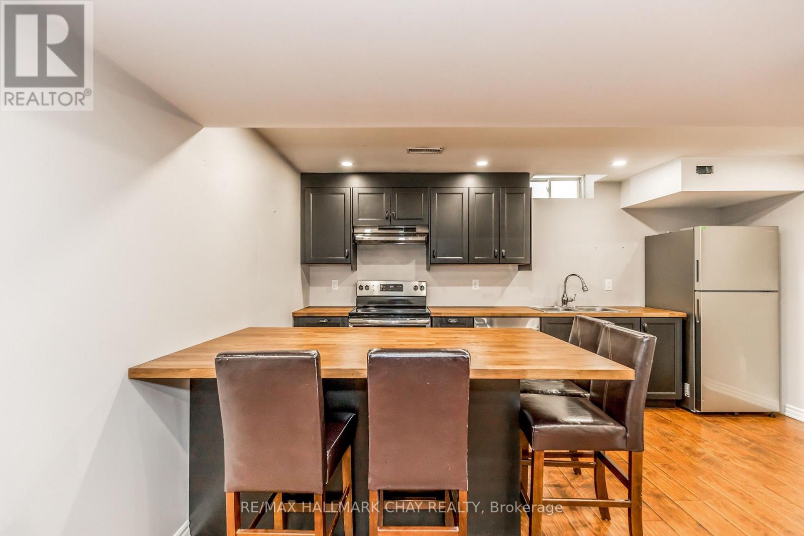 Lower - 160 Golden Gate Circle, Vaughan (Sonoma Heights), Ontario  L4H 1N6 - Photo 12 - N12797238