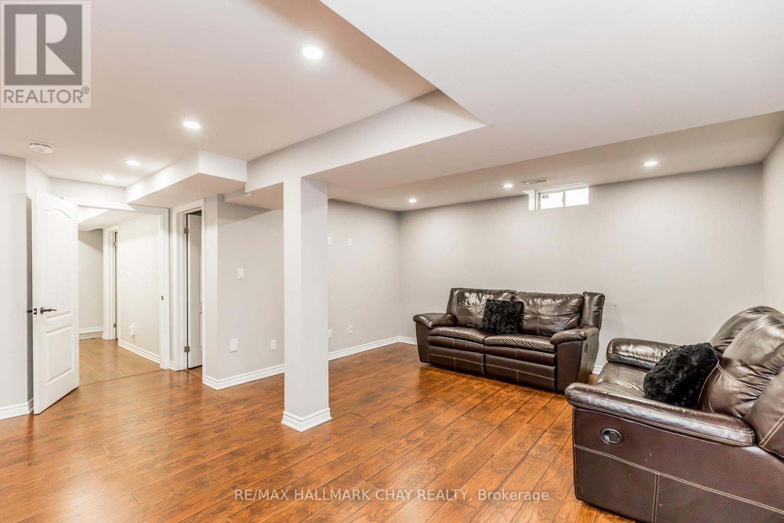 Lower - 160 Golden Gate Circle, Vaughan (Sonoma Heights), Ontario  L4H 1N6 - Photo 17 - N12797238