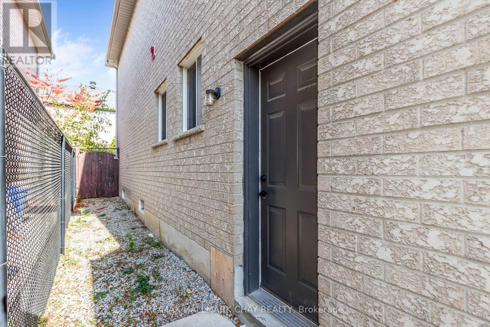 Lower - 160 Golden Gate Circle, Vaughan (Sonoma Heights), Ontario  L4H 1N6 - Photo 3 - N12797238